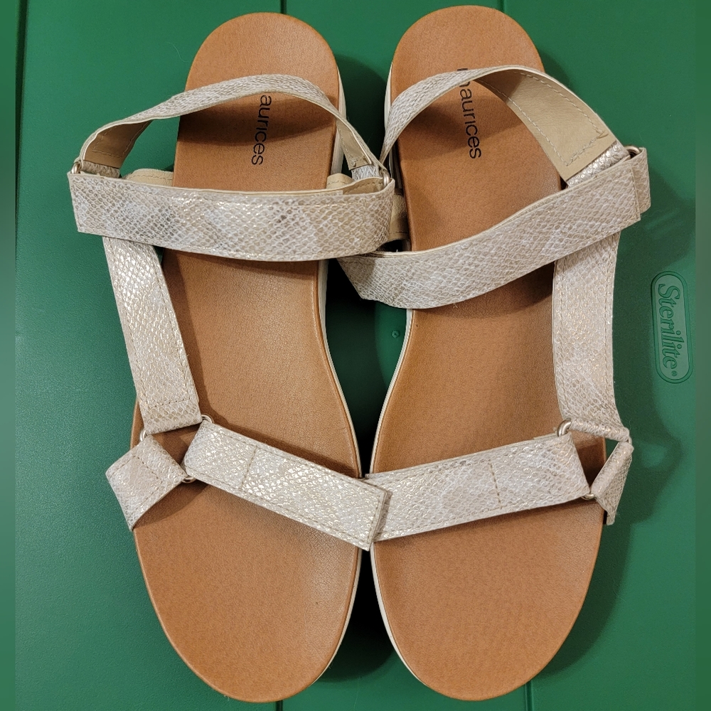Maurices cream/gold metallic snake print sandals size 11